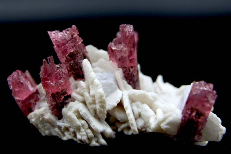 Tourmaline & albite - Giltit-Baltistan, Pakistan