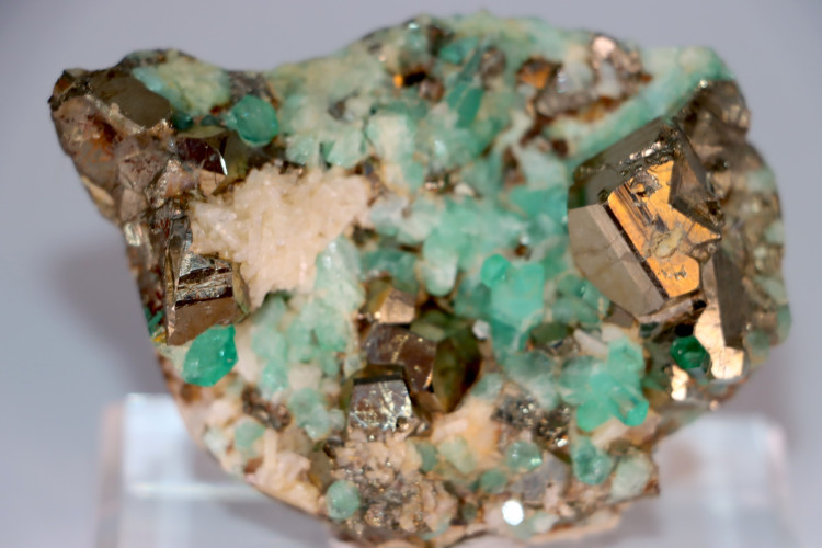 Emerald Colombia
