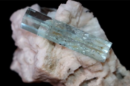 Aquamarine on matrix double ended - Gilgit, Pakistan