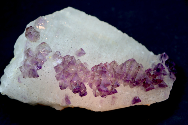 Amethysts on quartz - Maroyaolavo Toamasina, Madagascar