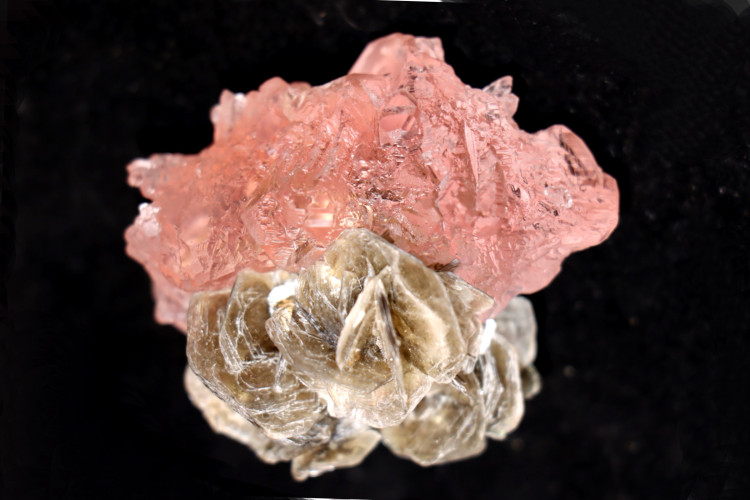 Pink fluorite and muscovite - Gilgit-Baltistan, Pakistan