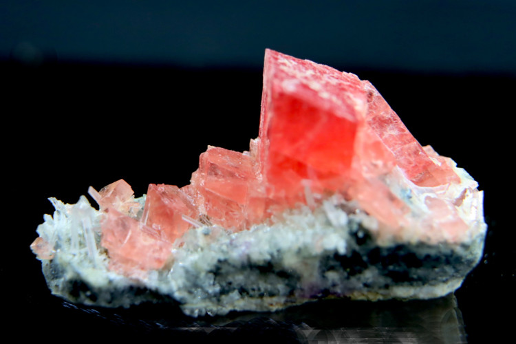 Rhodochrosite and quartz - Sweet Home, Colorado, USA